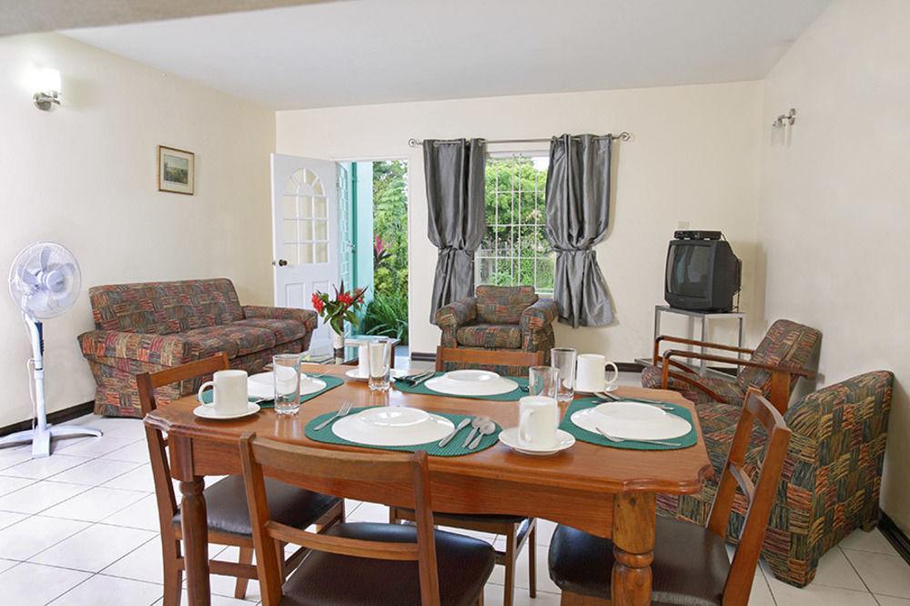 Holiday home The Gardens *